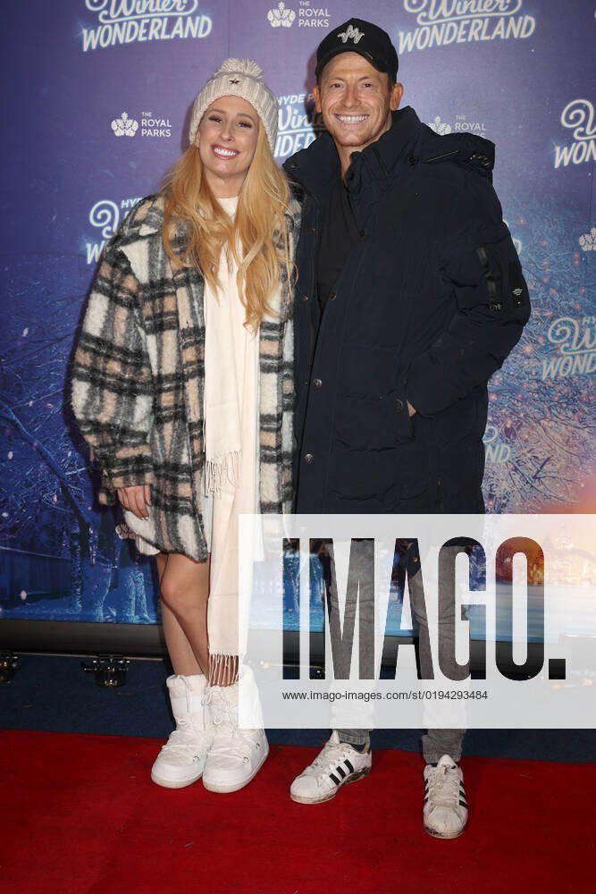 Stacey Solomon and Joe Swash attend the Hyde Park Winter Wonderland 2022 VIP Preview Night in London. NOVEMBER 17th 2022 CMYx22482