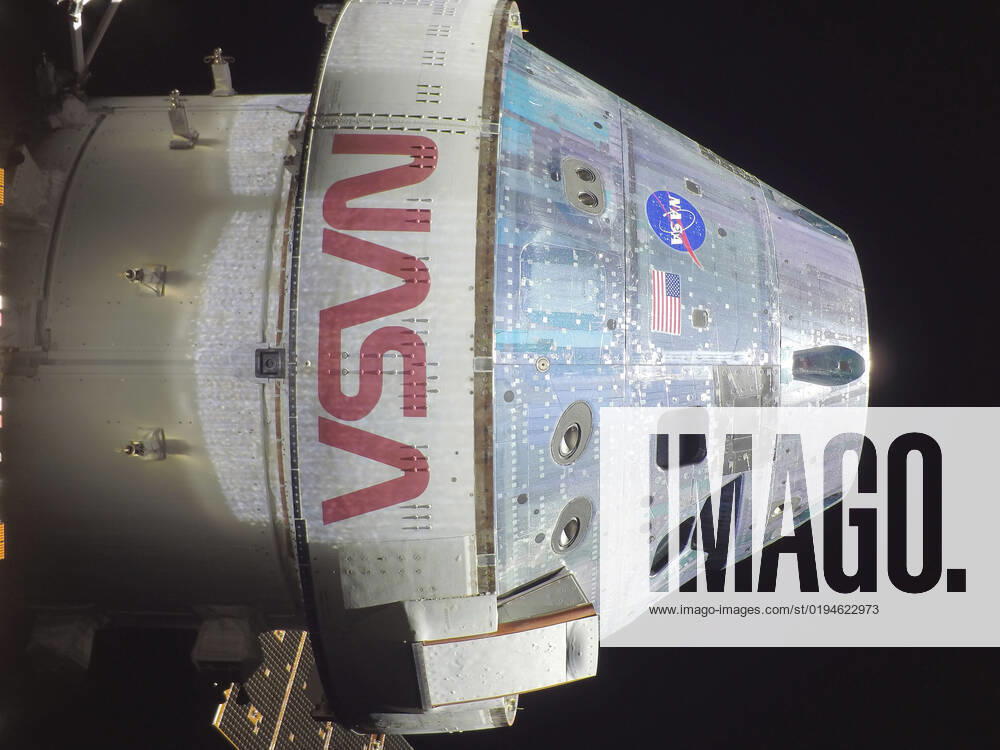 Selfie of the Orion crew capsule as it travels to the moon, on flight day three of the NASA Artemis I mission, November 18, 2022, in Earth Orbit. The image was captured by a camera on the tip of one of the solar arrays as it traveled 57,000 miles from Earth. Earth Orbit Earth Orbit - ZUMAp138 20221118_zaa_p138_025