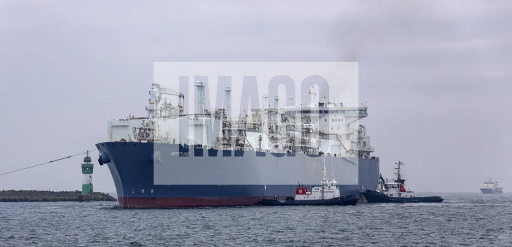 LNG special ship Neptune Arrives in Germany The LNG ship Neptune sails into the port of Mukran on the island of Ruegen The special ship makes a stopover on its way to the industrial port of Lubmin There it will be used in the first and so f