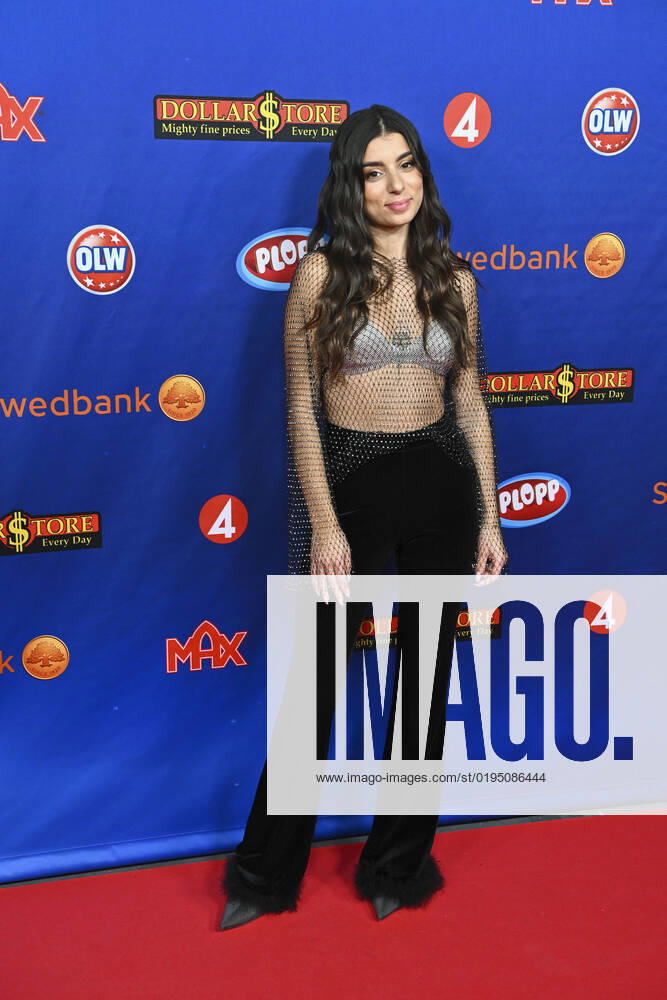 STOCKHOLM 20221125 Idol contestant Carmen Toubia arrives at Friday nights final in Idol Stockholm Sweden