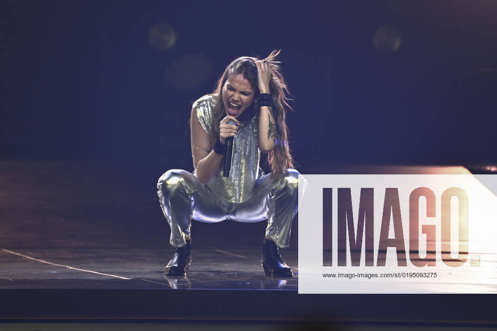 STOCKHOLM 20221125 Nike Sellmar during Friday nights final in Idol in Tele2 Arena Stockholm Sweden