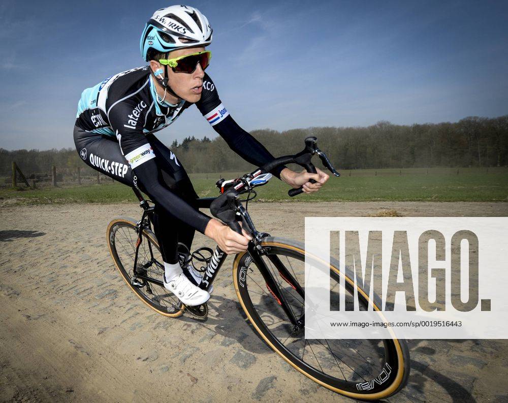 - ROUBAIX, FRANCE: Dutch Niki Terpstra of team Ettix - Quick-Step pictured in action during a reconnaissance of the track of next Sunday s Paris-Roubaix one day cycling race, Friday 10 April 2015 in Roubaix, France. DIRKxWAEM x04601995x