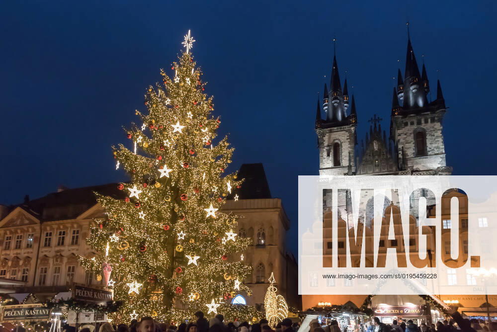 Illuminated Christmas tree as seen on the traditional Christmas market at Old town Square in Prague. Prague Czech Republic - ZUMAs197 20221128_zaa_s197_280