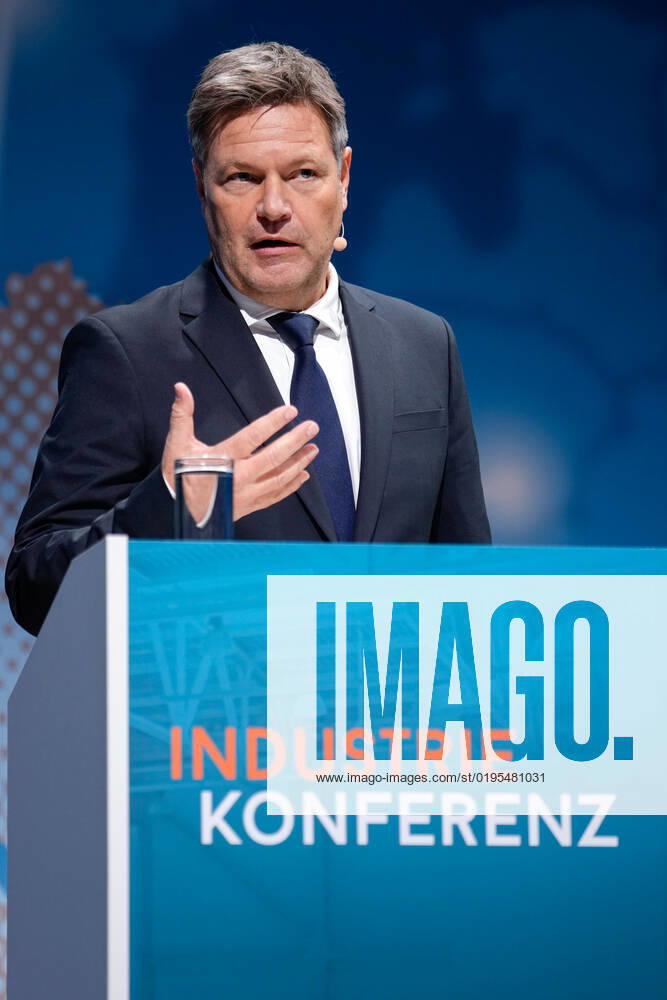 Industry Conference 2022 in Berlin Current, 29 11 2022, Berlin, Dr Robert Habeck, Federal Minister for Economic Affairs and Climate Protection in portrait during his speech at the Industry Conference to open the Industry Confere