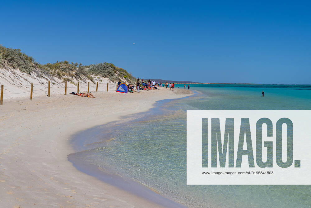 White sand beach at Turquoise Bay, Ningaloo Reef, UNESCO World Heritage Site, Exmouth, Western Australia, Australia, Pacific