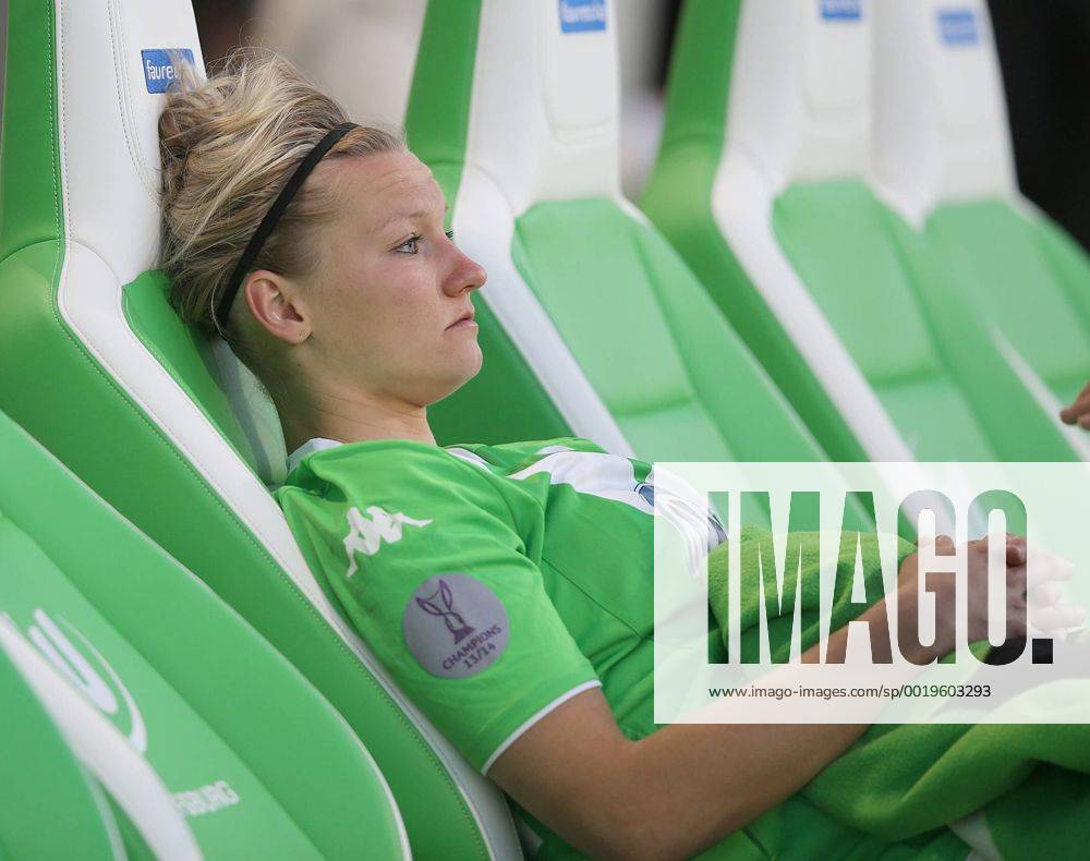 Enttäuscht nach der Niederlage Alexandra Popp (VfL Wolfsburg) VfL Wolfsburg vs. Paris Saint Germain