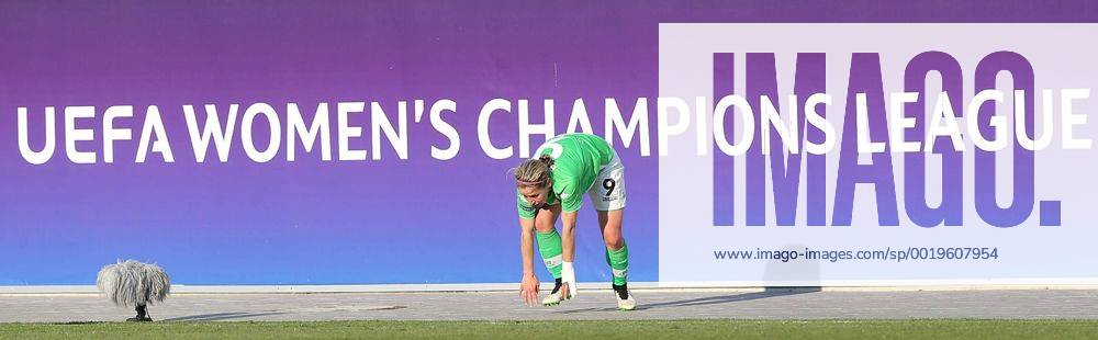 Anna Blaesse (VfL Wolfsburg) ist ausgerutscht VfL Wolfsburg vs. Paris Saint Germain