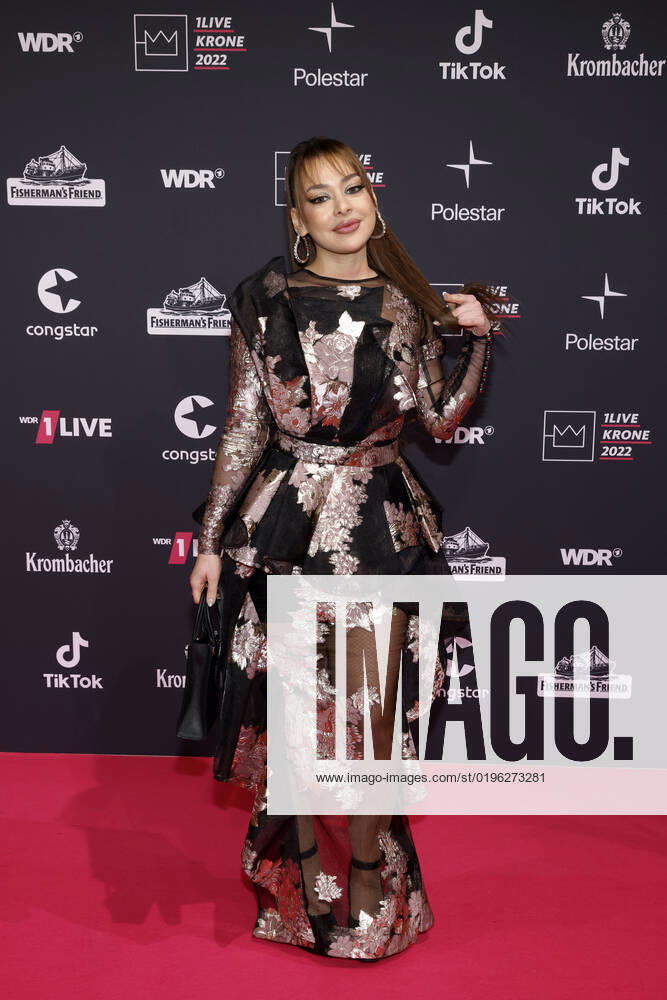 Musician Ayliva at the 23 award ceremony of the 1Live Krone 2022 in the Jahrhunderthalle Bochum, 08 12 2022 NRW Germany