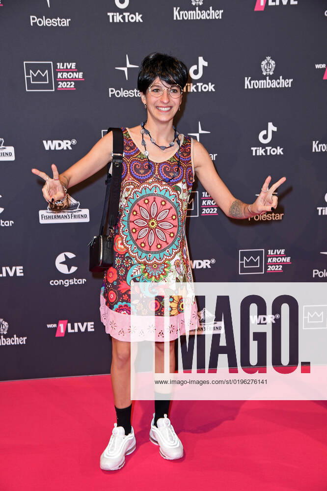Shirli Miller at the 1live Krone 2022 in the Jahrhunderthalle in Bochum on 08 12 2022