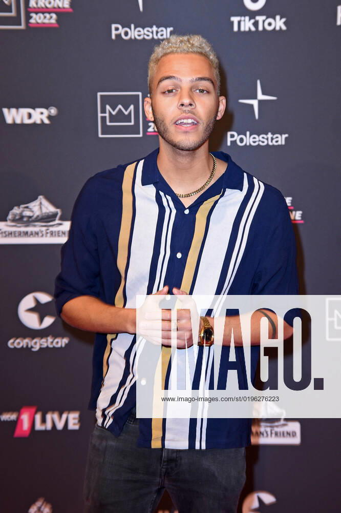 Malik Harris at the 1live Krone 2022 in the Jahrhunderthalle in Bochum on 08 12 2022