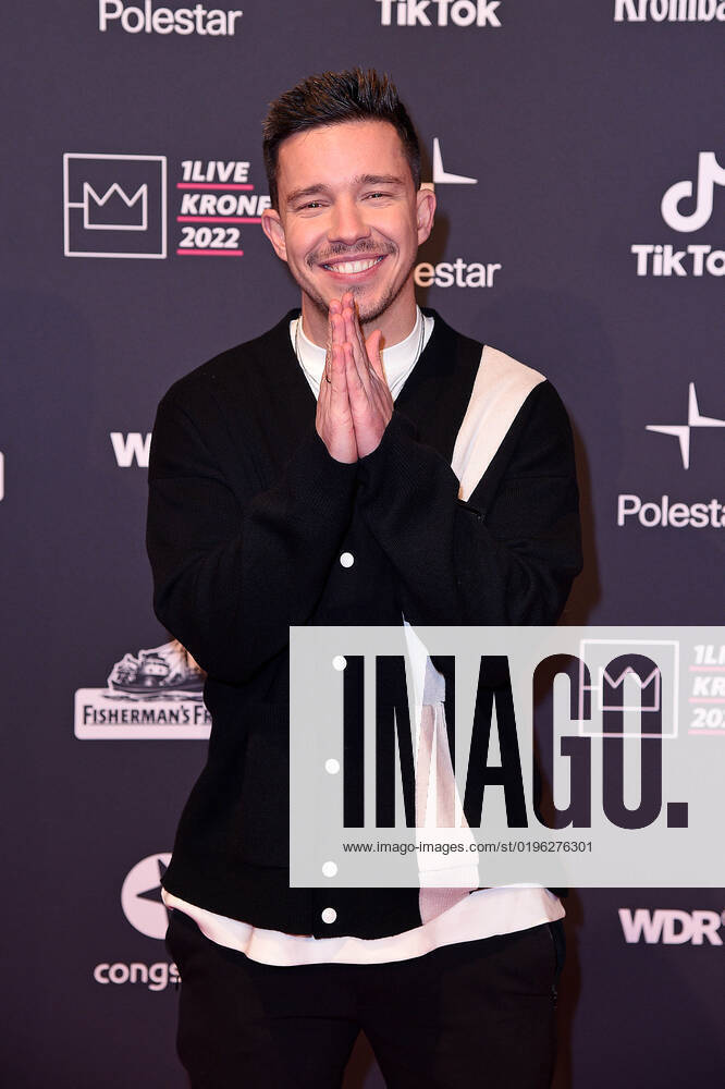Nico Santos at the 1live Krone 2022 in the Jahrhunderthalle in Bochum on 08 12 2022