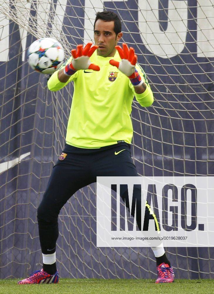 Barcelona - UEFA Champions League 2014 2015 - Training FC Barcelona - Claudio Bravo -