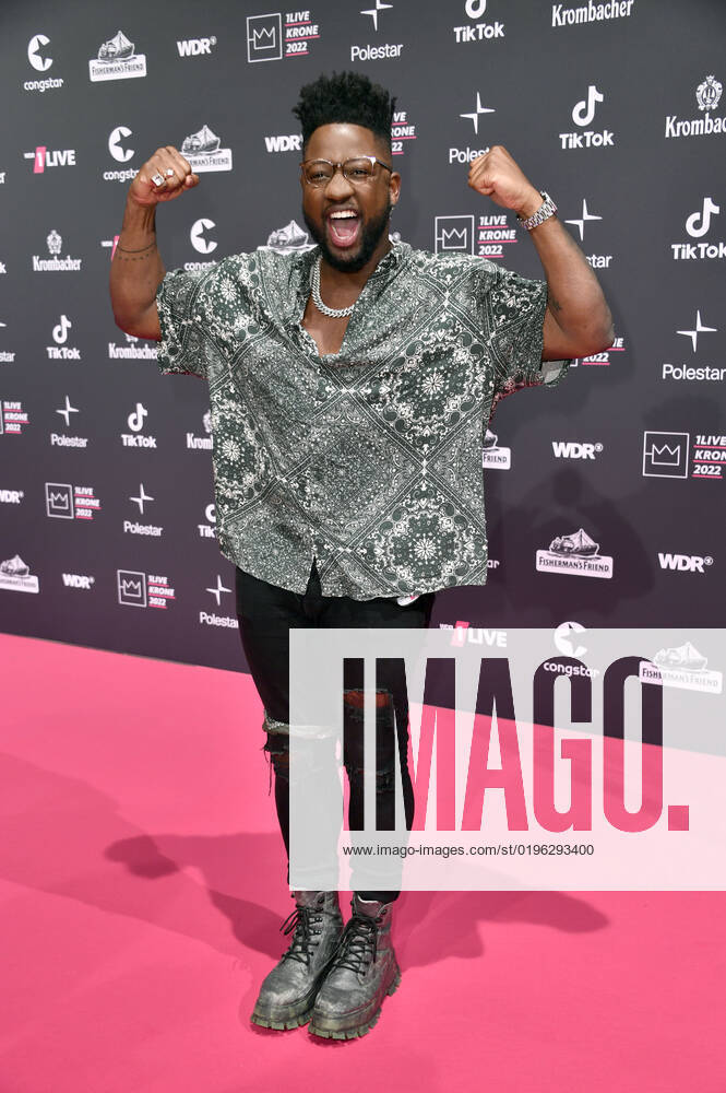 Kelvin Jones at the 23 award ceremony of the 1Live Krone 2022 in the Jahrhunderthalle Bochum, 08 12 2022 Foto:xN.xKubelkax xFuturexImage