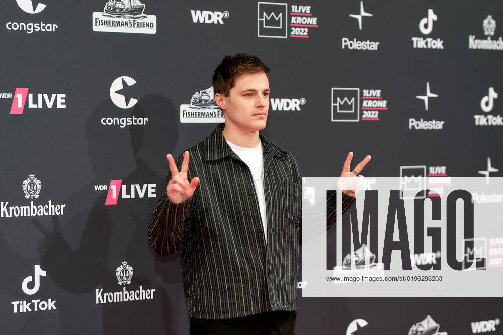 1LIVE Krone award ceremony in Bochum Tom Gregory on the red carpet at the 1LIVE Krone award ceremony in the Jahrhunderthalle in Bochum