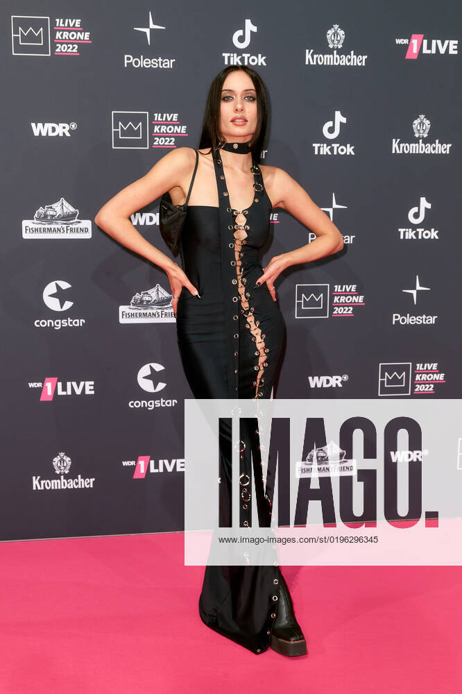 1LIVE Krone Awards in Bochum Kayla Shyx Kaya Loska on the red carpet at the 1LIVE Krone Awards in the Jahrhunderthalle in Bochum, Germany