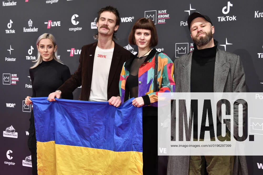 Members of Repair Together at the 23 award ceremony of the 1Live Krone 2022 in the Jahrhunderthalle Bochum, 08 12 2022 Foto:xN.xKubelkax xFuturexImage