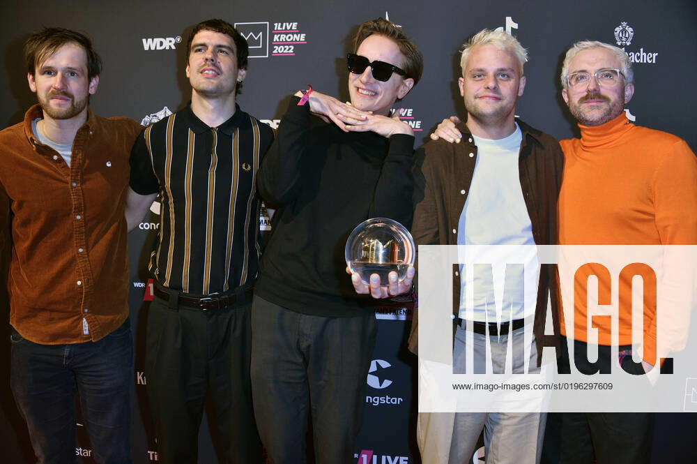 Kraftklub at the 23 award ceremony of the 1Live Krone 2022 in the Jahrhunderthalle Bochum, 08 12 2022 Foto:xN.xKubelkax xFuturexImage