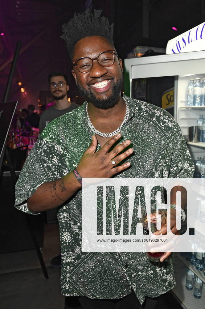 Kelvin Jones at the 23 award ceremony of the 1Live Krone 2022 in the Jahrhunderthalle Bochum, 08 12 2022 Foto:xN.xKubelkax xFuturexImage