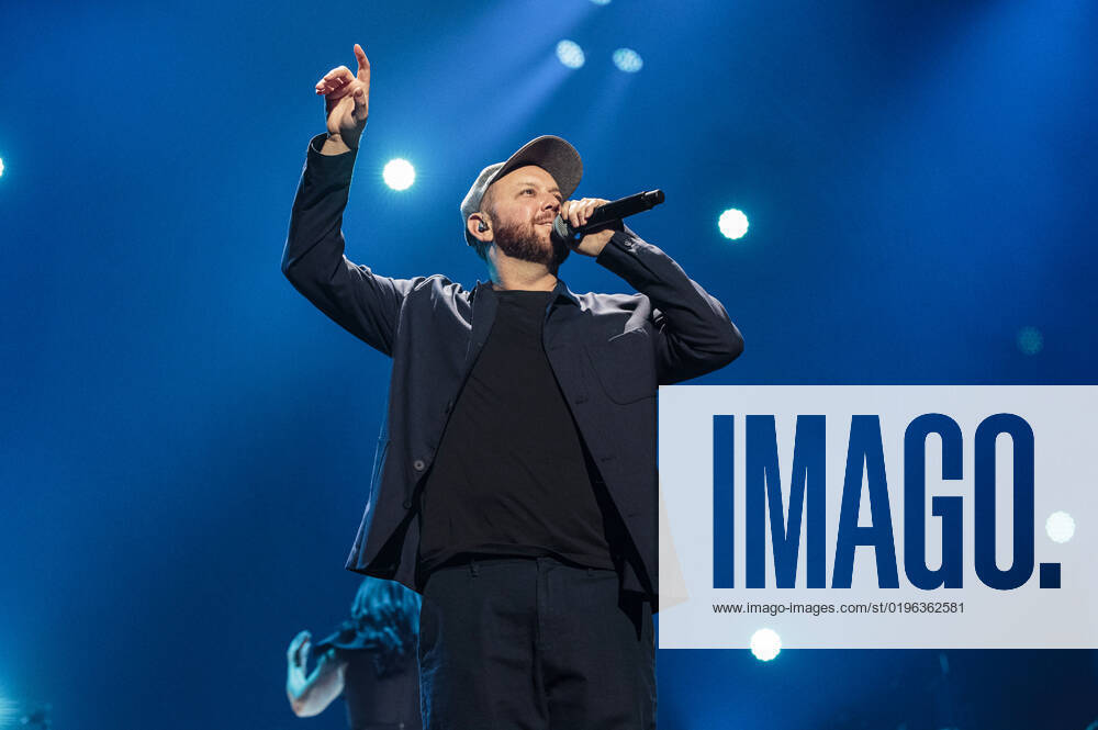 Matt Simons live at the Night of the Proms 2022 at the ZAG Arena Hannover, 08 12 2022 Foto:xC.xSpeidelx xFuturexImage