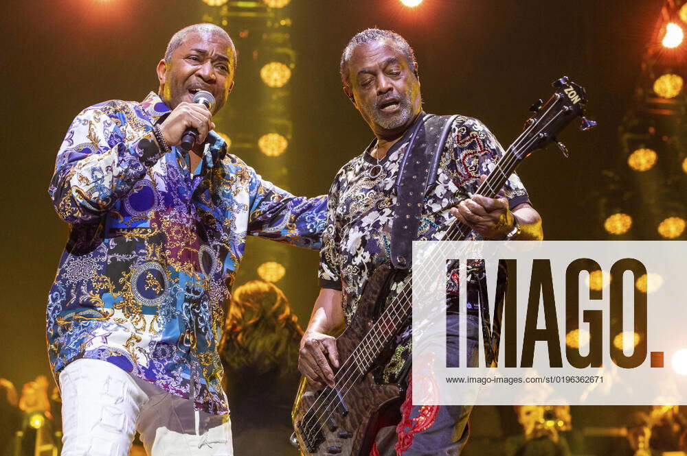 Kool The Gang live at the Night of the Proms 2022 at the ZAG Arena Hannover, 08 12 2022 Foto:xC.xSpeidelx xFuturexImage