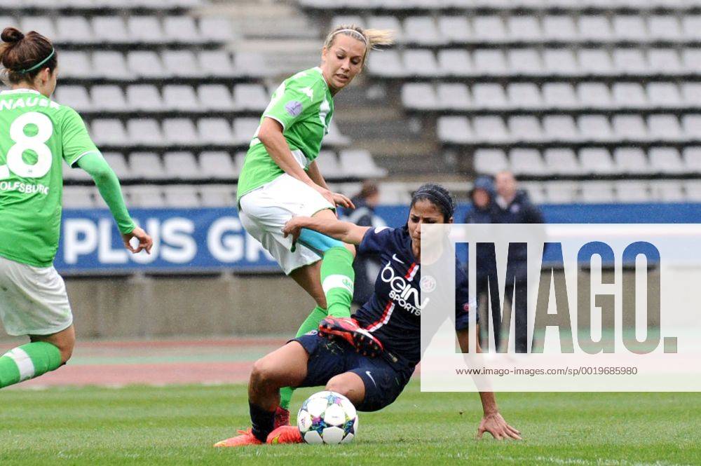 Aktuell Frauenfußball, Champions League, Halbfinale, Paris St. Germain - VfL Wolfsburg Shirley CRUZ TRANA (psg) - Lena Goessling (wol) FOOTBALL FEMININ : Psg vs Wolfsburg - Ligue des Champions - 26 04 2015 FEP Panoramic