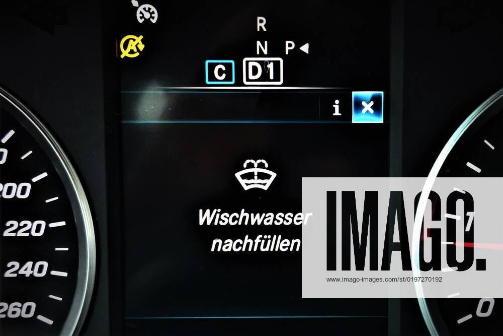 Car vehicle instruments or cockpit, display wiper water refill in the on-board computer