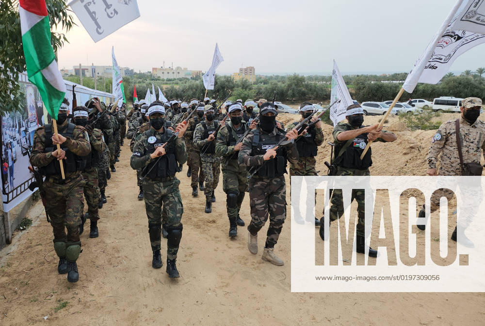 Militants of Al-Ansar Brigades, the military wing of the Palestinian al-Ahrar movement, participates in a military exercise, in Khan Younis in the southern of Gaza strip Militants of Al-Ansar Brigades, the military wing of the Palestinian al-Ahrar movement, participates in a military exercise, in Khan Younis in the southern of Gaza strip on January 01, 2023. Photo by Ashraf Amra apaimages Khan Younis Gaza Strip Palestinian Territory 010123_KHANYOUNIS_ASH_1_00 (9)