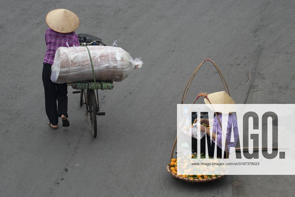 Asia, Asien, Southeast Asia, Vietnam, Northern, Hanoi, Capitol, street market Hanoi