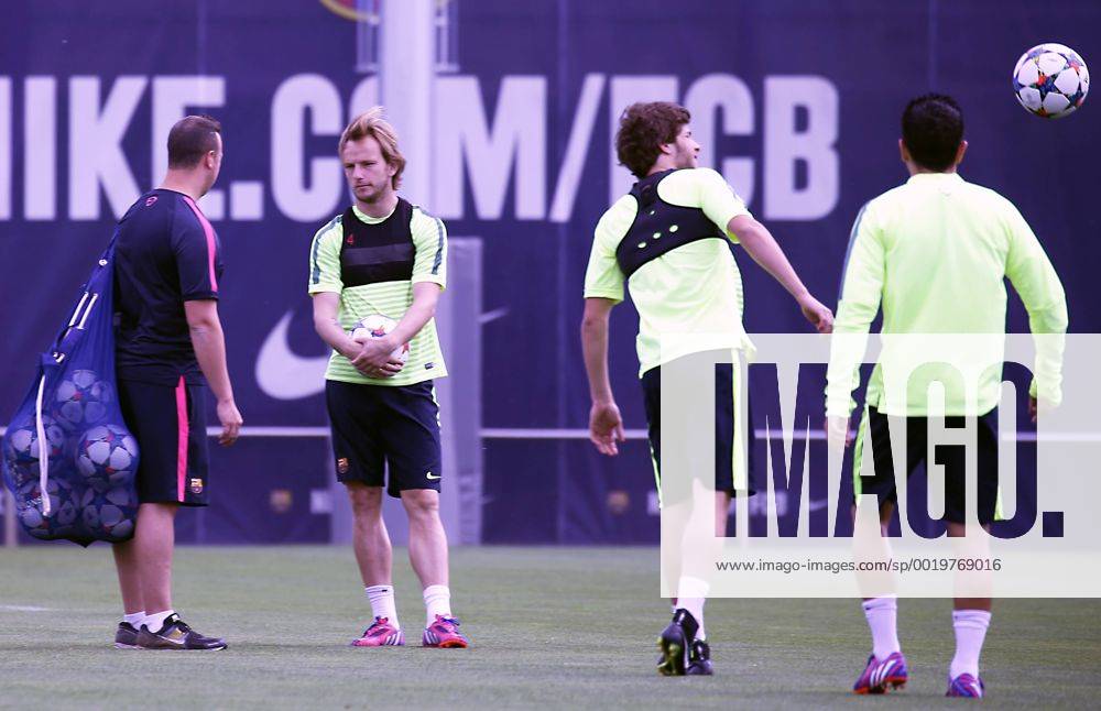Aktuell Fußball, Champions League, Training FC Barcelona BARCELONA -05 mayo- ESPANA: Ivan Rakitic en el entrenamiento previo al partido de Liga de Campeones contra el Bayern Munich el 05 de mayo del 2015.