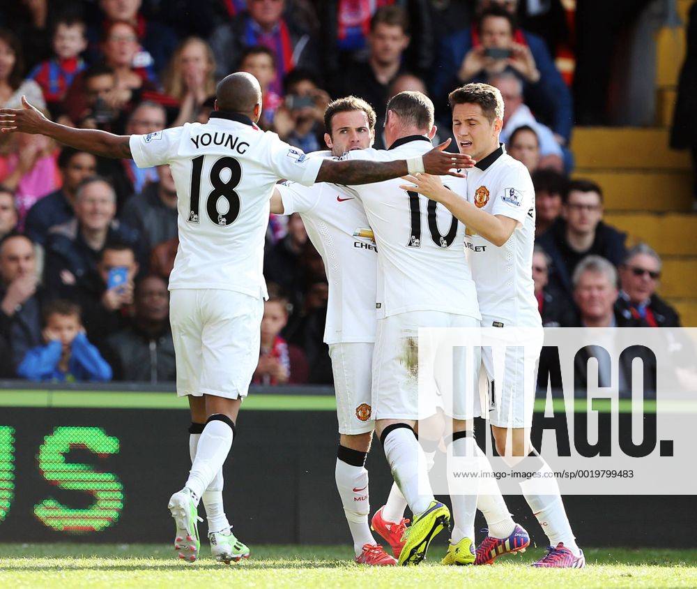 Manchester United ManU s Juan Mata celebrates scoring his sides opening goal Barclays Premier League - Crystal Palace vs Manchester United- Selhurst Park - England - 9th May 2015 - Picture David Klein Sportimage .