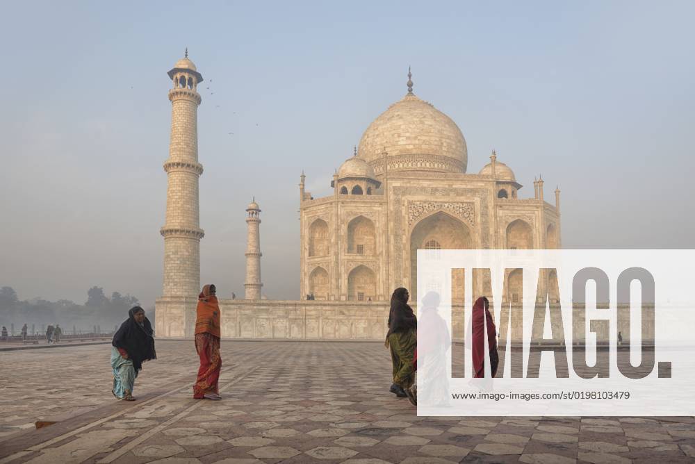 The Taj Mahal, UNESCO World Heritage Site, Agra,Uttar Pradesh, India,Asia Agra