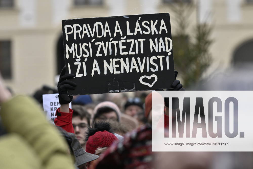 Million Moments for Democracy group stages demonstration to remind of presidential election importance in Prague Castle, Czech Republic, January 8, 2022. (CTKxPhoto MichaelaxRihova) CTKPhotoP2023010803779 P2023010803779