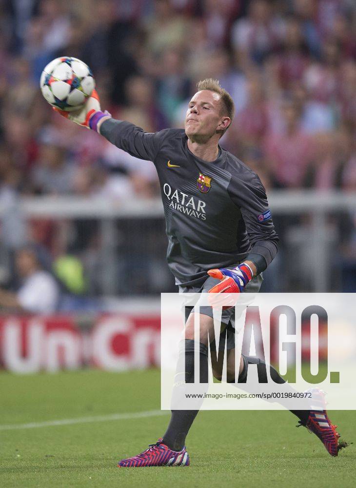 Torwart Marc-Andre TER STEGEN (FCBarcelona) Fussball international UEFA Championsleague, Saison 2014 2015, Halbfinale Rueckspiel: FC Bayern Muenchen - FC Barcelona Barca in Muenchen, Deutschland am 12.05.2015,