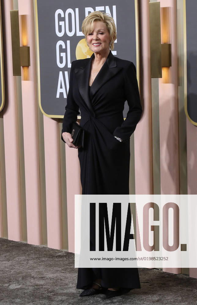 Jean Smart on the red carpet at the 80th Annual Golden Globe Awards at The Beverly Hilton on January 10, 2023 in Beverly Hills, California. BNS PI Beverly Hills USA - ZUMAp124 20230110_zaa_p124_075