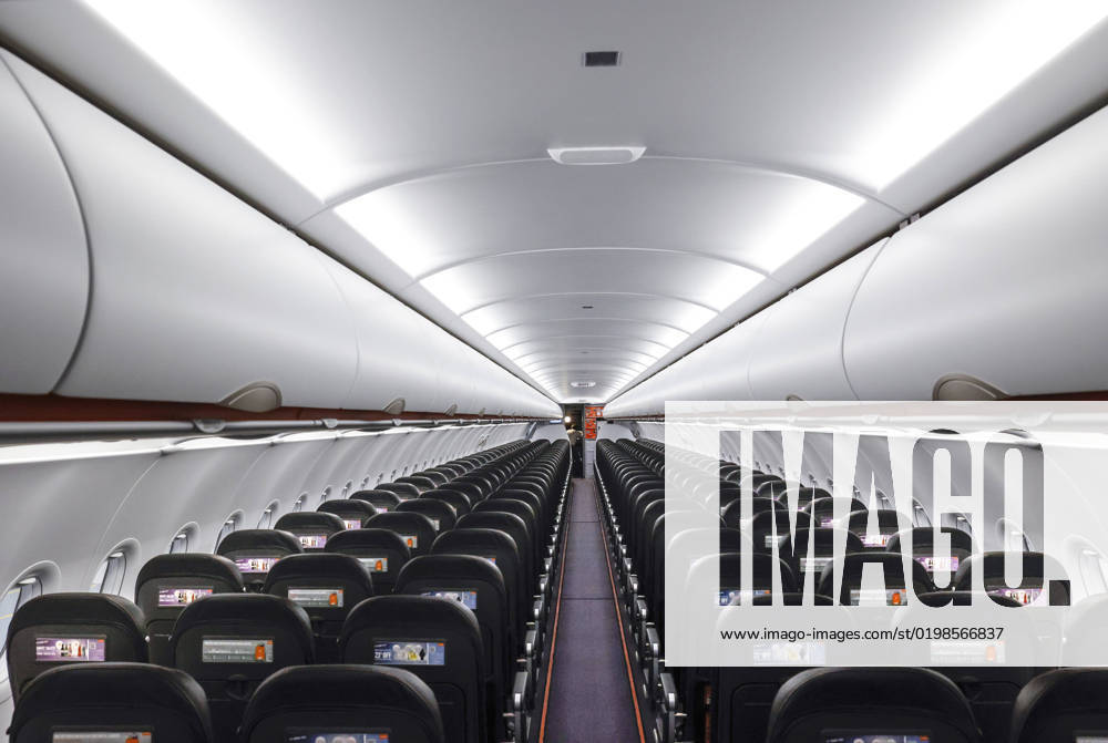 EasyJet A320 Neo Schoenefeld, 11 01 2023 View into an empty aircraft compartment of an easyJet Airbus A320 neo in easyJets newly opened maintenance hangar The entire European easyJet fleet is now maintained at the Schoenefeld site Schoenefeld Brandenburg Germany
