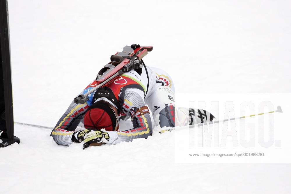 Uschi Disl (Deutschland) erschöpft Biathlon OS Winter Damen Olympische Spiele Turin 2006, Winterspiele, 12,5km, 12,5 km, Kilometer, Massenstart Einzelbild Cesana San Sicario Erschöpfung,