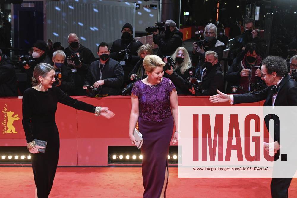 Berlinale 2022 Franziska Giffey am 10. Februar 2022 in Berlin auf dem roten Teppich. Deutschland Berlin