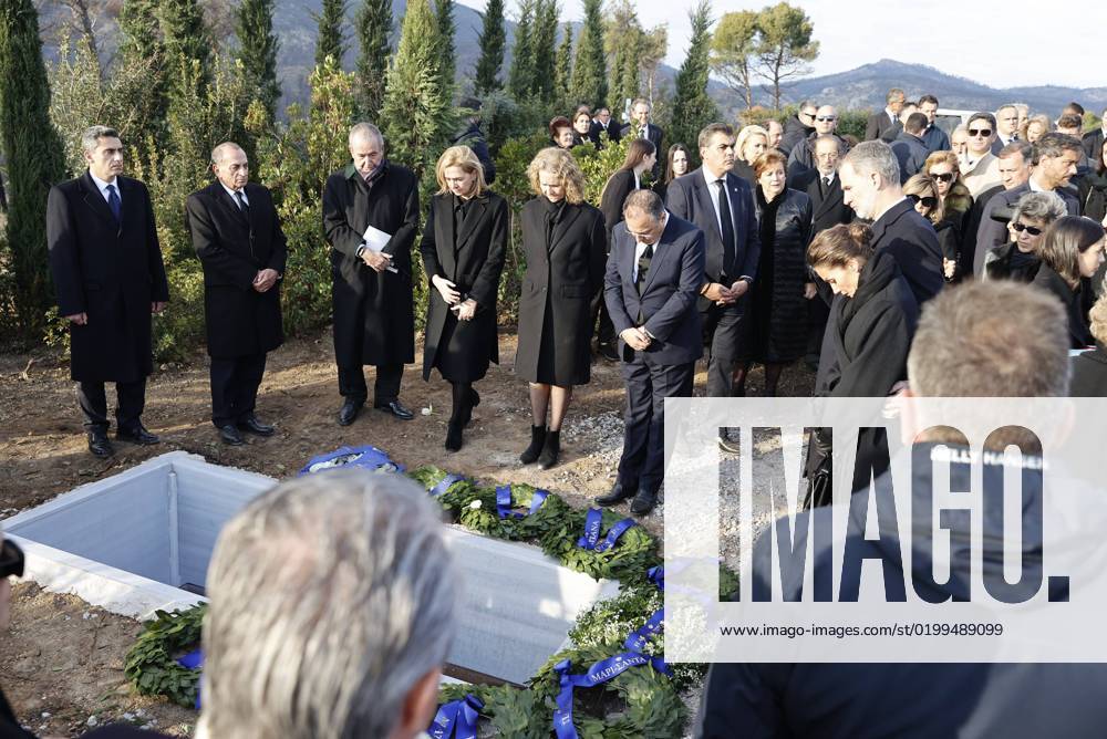 King Felipe VI, Queen Letizia, Princess Elena, Princess Cristina attends Funeral for former King Constantine of Greece at Tatoi on January 16, 2023 in Tatoi, Greece Funeral for former King Constantine II of Greece, Metropolitan Cathedral, Athens, Greece 16 Jan 2023 Cordon Press