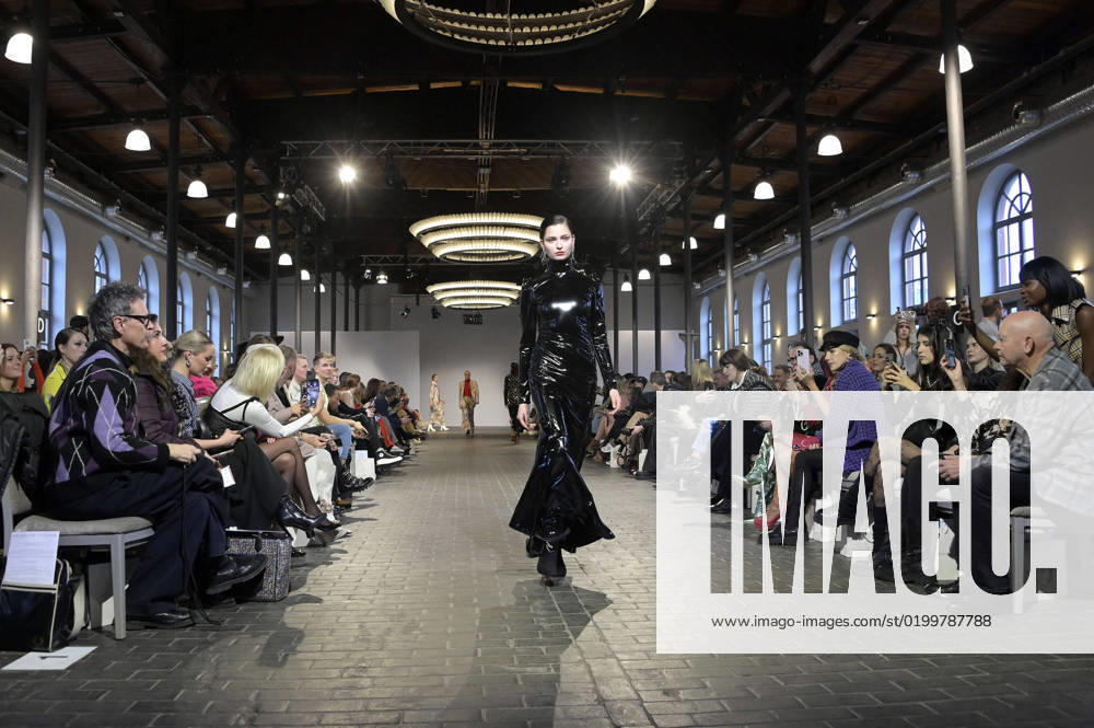 Model at the Marcel Ostertag Fashion Show at the Berlin Fashion Week Autumn Winter 2023 at the Bolle Festsälen Berlin, 17 01 2023 Foto:xF.xFuturexImage