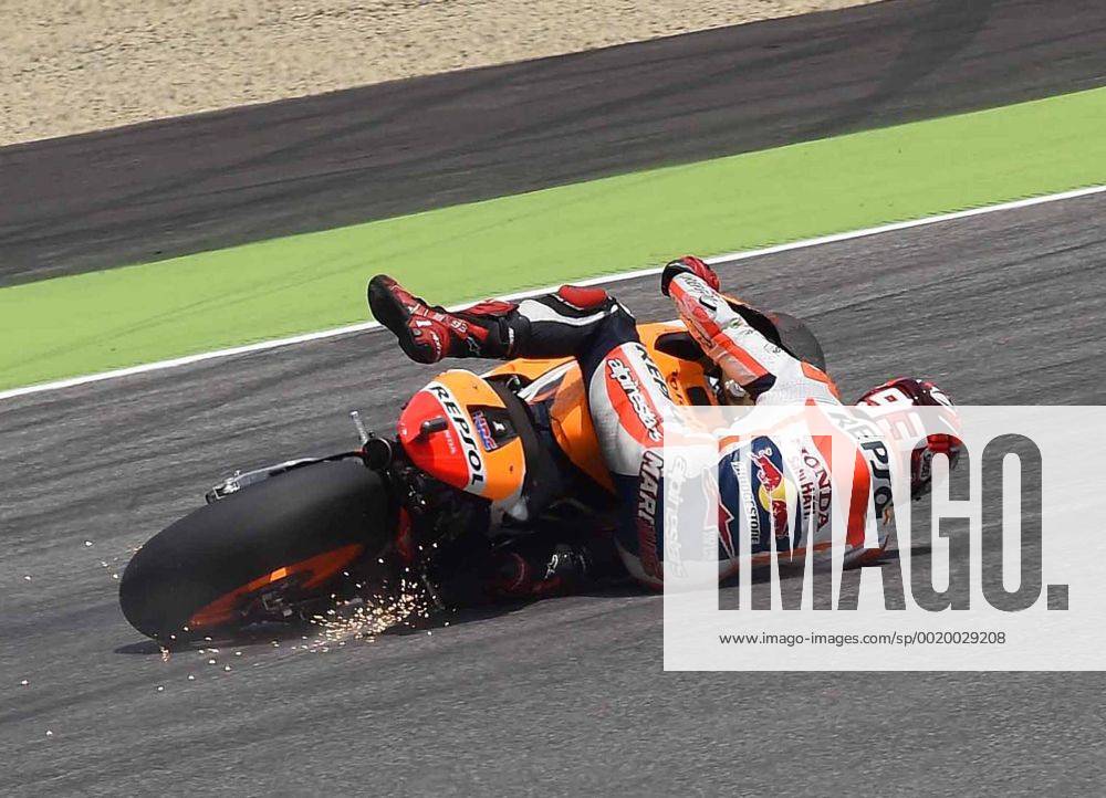 MotoGP World Championship WM Weltmeisterschaft GP of Italy, Mugello Marc Marquez - Sturz ZWEIx PhotoxPressx