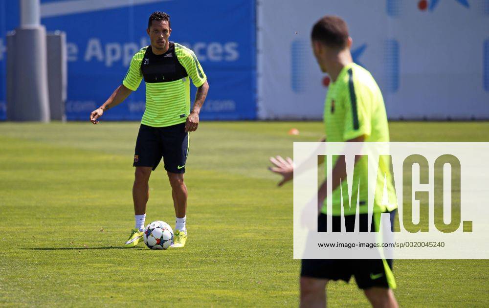 BARCELONA -june 02- SPAIN: Adriano in the training before the Champions League final between Juventus.