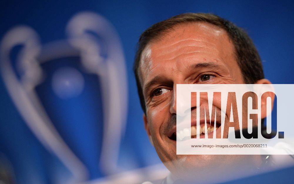 Fussball Champions League, Juventus Turin - FC Barcelona Barca Mediaday, v.l. Massimiliano Allegri (Trainer Head Coach Juventus Turin) PK Pressekonferenz Presse Press press conferencene news conference