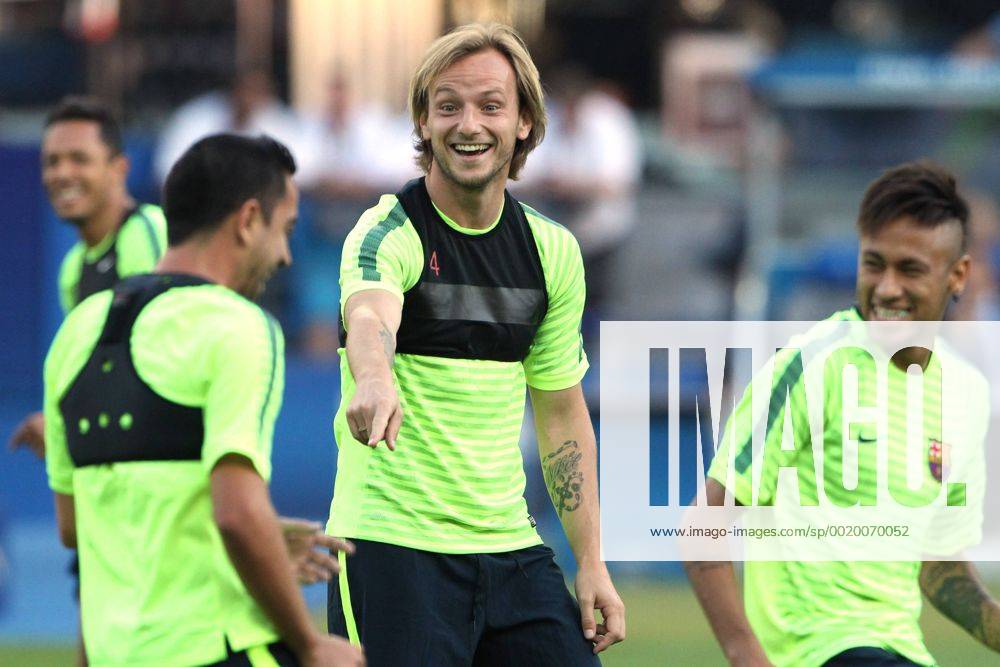 SOCCER - CL, Barcelona vs Turin, preview BERLIN,GERMANY,05.JUN.15 - SOCCER - UEFA Champions League Final, FC Barcelona Barca vs Juventus Turin, preview, final training FC Barcelona. Image shows Xavi Hernandez Ivan Rakitic and Neymar (Barcelona). GEPAxpictures xMathiasxMandl