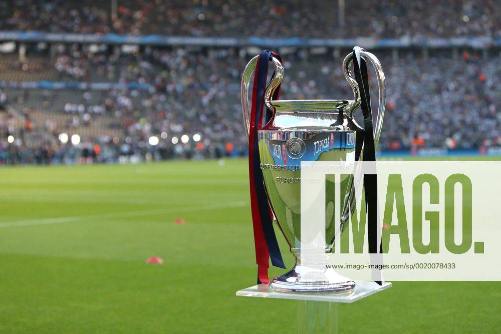 The Champions League trophy on display - Juventus Turin vs. FC Barcelona - Champion s League Final - Olympic Stadium - Berlin - Germany - 06 06 2015 Pic Philip Oldham Sportimage .