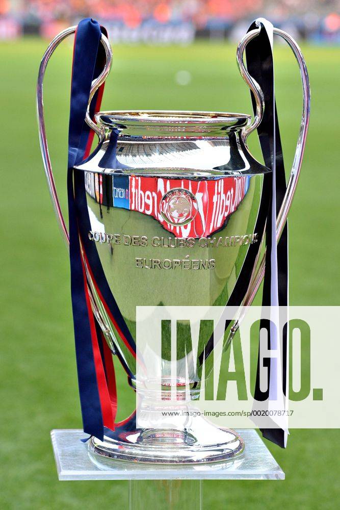 Berlin, Champions League Finale - Juventus Turin vs. FC Barcelona (Barca): Pokal
