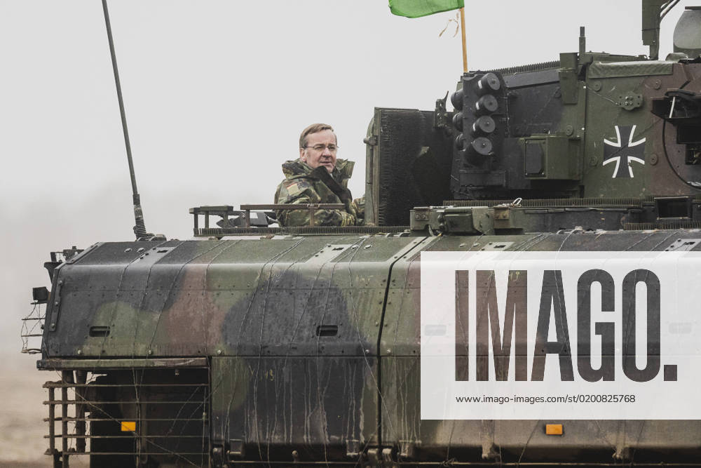 Boris Pistorius SPD , Federal Minister of Defense, photographed during a visit to the combat firing of the 2 Company of the Panzergrenadier Battalion 122 with Schuetzenpanzern Puma at the training area in Altengrabow, 26 01 2023 Pistorius visits the Bundeswehr Altengrabow Germany for the first time since he took office as Minister of Defense a week ago