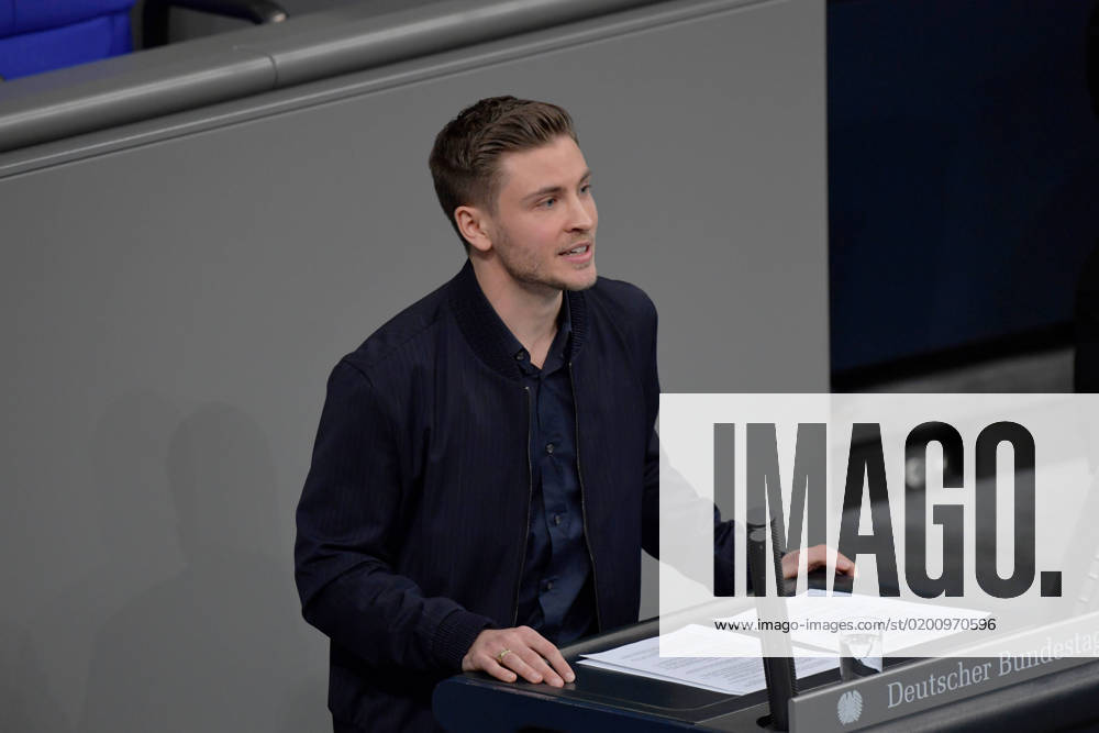 In its hour of remembrance for the victims of National Socialism, the Bundestag on 27 01 2023 focuses on those persecuted and murdered because of their sexual orientation In the picture, actor Yannik Schuemann speaks in parliament Events are planned throughout