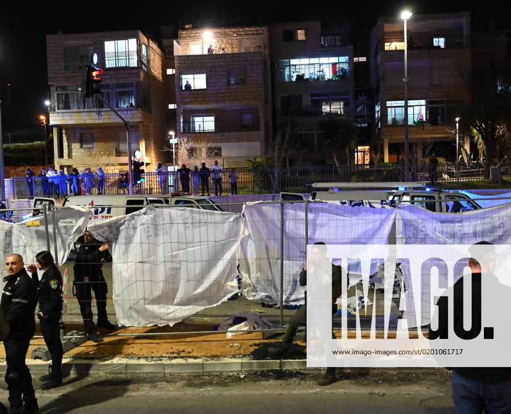 Israeli border police patrol at the scene of a terror attack at a synagogue that killed seven and wounded three in Neve Yaakov neighborhood in Jerusalem, on Friday, January 27, 2023. Palestinian Alkam Khairi from East Jerusalem opened fire at people leaving a synagogue after Friday night prayers. He was killed by police. JER2023012728 DEBBIExHILL