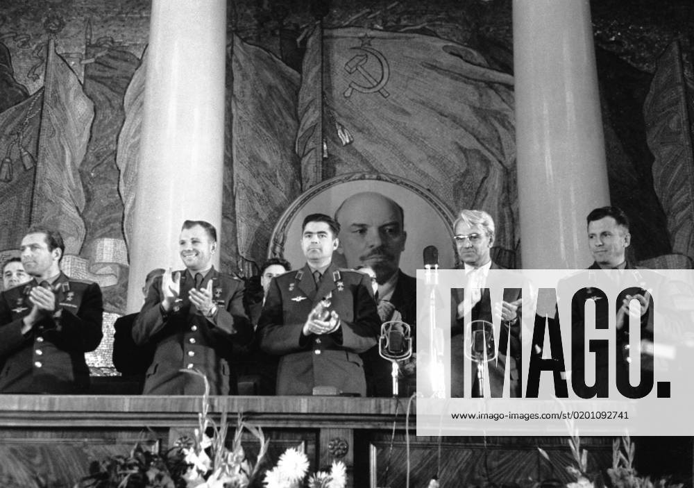 Moscow, USSR. August 21, 1962. Heroes of the Soviet Union, Soviet cosmonauts Gherman Titov, Yuri Gagarin, Andriyan Nikolayev (L-R) and Pavel Popovich (R) and President of the USSR Academy of Sciences Mstislav Keldysh (2nd R) take part in a press conference dedicated to the first long-term group flight of Vostok 3 and Vostok 4 spacecrafts in the Assembly Hall of Lomonosov Moscow State University. Valentin Sobolev, Vladimir Savostyanov TASS 16799561