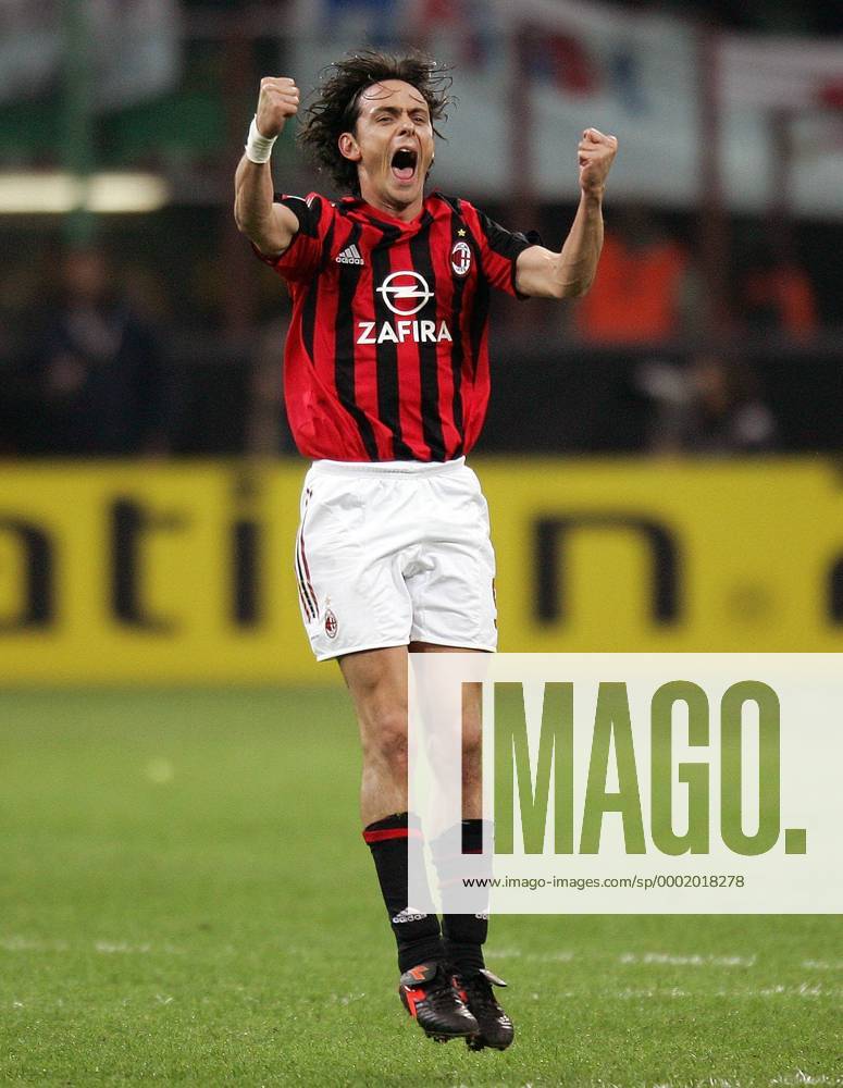 Filippo Inzaghi (Milan) hüpft vor Freude - Fußball EC 1 Herren UEFA Champions League 2005 2006, AC Mailand, Serie A, 1. Italienische Liga, Einzelbild Mailand Freude, Begeisterung,